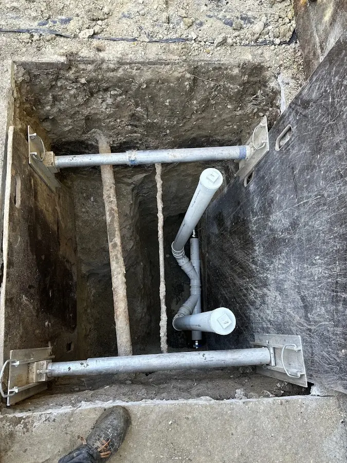 Experienced plumber completing Drain Cleaning work in Homer